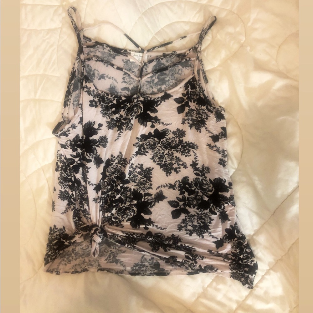 Brand new super cute tank